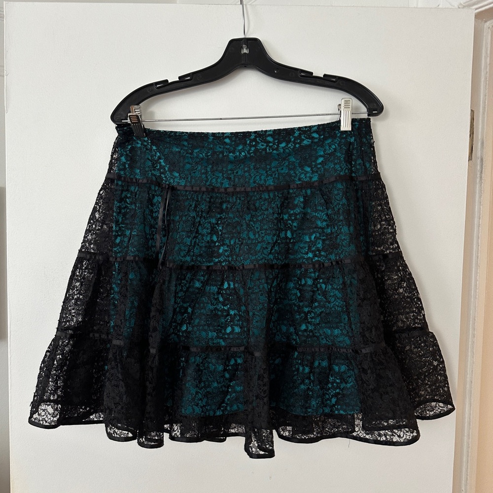 Betsy Johnson 90’s lace skirt